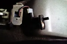 Чищення кінцевика ручного гальма кінцевика