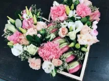 Доставка квітів у с кущова