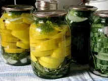 Як маринувати кабачки на зиму у банках фото та рецепти смачних закусок банках