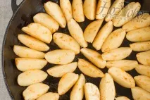 Як приготувати картоплю по сільському в духовці, ХозОбоз - ми знаємо про їжу все картоплю