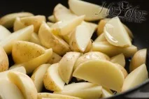 Як приготувати картоплю по сільському в духовці, ХозОбоз - ми знаємо про їжу все сільському