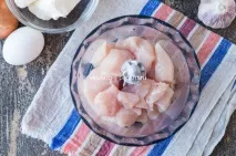 Курячі котлети з сиром - Смачно та просто смачно