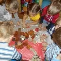 Майстер-клас з аплікації з листя «Осіннє дерево» у середній групі дерево