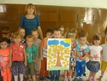 Майстер-клас з аплікації з листя «Осіннє дерево» у середній групі листя