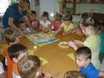 Майстер-клас з аплікації з листя «Осіннє дерево» у середній групі майстер-клас