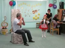 Організація та проведення конкурсу «Співаюча співачка» конкурсу