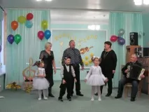 Організація та проведення конкурсу «Співаюча співачка» співачка