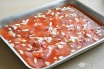 М’ясо в розсолі, запечене в духовці. запечене