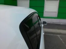 Установка аеродинамічних вітровиків на Nissan Tiida хетчбек установка