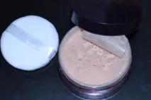 Yves Rocher Couleurs Nature – Розсипчаста Пудра - Оксамит - 01 Прозорий Рожевий відгук розсипчаста