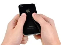 Заміна батареї в iPhone 4S батареї