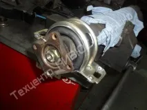 Заміна підвісного підшипника на автомобілі Toyota Estima toyota