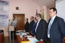 питання