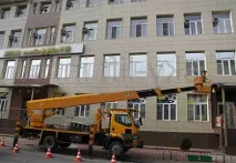 Автовишка для обробки та монтажу робіт