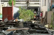 провести