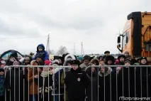 Як рубають головну новорічну ялинку країни рубають