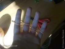 Як в’язати кіску на руках з ниток. руках