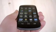 YotaPhone 2 з іншого боку боку