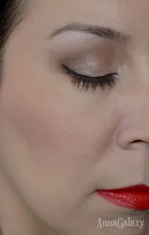 Make up Factory make