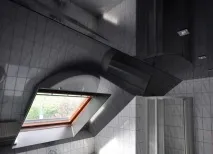 Натяжні стелі на мансарді – Варіанти дизайну з фото, поради та тонкощі вибору стелі