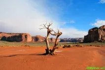 Парк Долина Монументів (Monument Valley) у США парк