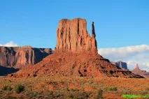 Парк Долина Монументів (Monument Valley) у США долина