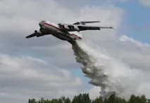 Унікальний «повітряний пожежний» пожежний