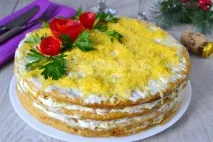 Закусочний торт із коржів для Наполеона з рибною консервою торт