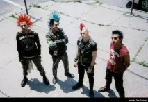Semn de punks și trăsături ale subculturii, site-ul fan al trupei punk - Lawn