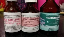 Борний спирт від прищів - відгуки, саліцилова кислота та левоміцетин, як користуватися, фото прищів