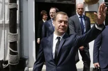 Грошей немає його