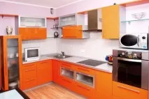 Кухня інтер’єр в помаранчевому кольорі помаранчевому