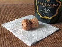 Як відрізнити підробку ігристого вина Mondoro Asti (Мондоро Асті) від оригіналу ігристого