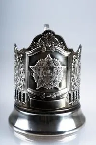 Як вибрати підсклянники вибрати