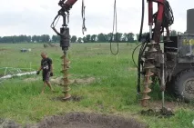Копаємо колодязь автобуром, Долина Радості копаємо