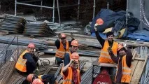 Хто наживається на заробітчан в Україні ОКО ПЛАНЕТИ інформаційно-аналітичний портал україні
