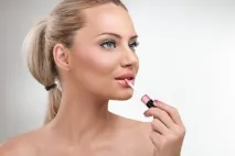Макіяж під персикову сукню (21 фото) красивий make-up на випускний для брюнетки та блондинки красивий