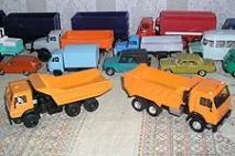 Модель КамАЗа від китайського виробника, відомого під марками Сararama та Bauer модель