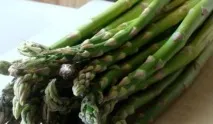 Чи небезпечна спаржа – корисні властивості та шкода продукту продукту
