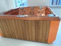 басейни