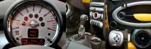 Отримуємо задоволення від MINI Cooper Cooper