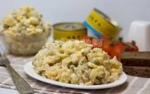 Салат зікрою мінтая (картопля, горошок, яйце), рецепт з покроковими фото. салат