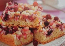 Шарлотка з брусницею та яблуками рецепти брусницею