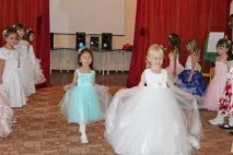 Сценарій свята «На балу у Попелюшки» сценарій