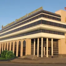 Уральськафінансово-юридичний інститут у Єкатеринбурзі на метро Площа 1905 року — відгуки, інститут