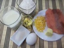 Млинці з червоною рибою червоною