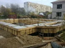 Двоповерховий цегляний будинок з підвалом та гаражем, Пермський форум цегляний