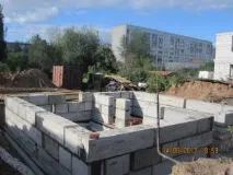Двоповерховий цегляний будинок з підвалом та гаражем, Пермський форум двоповерховий