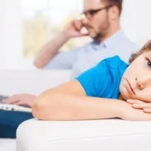 Як надмірна опіка батьків впливає на дітей опіка