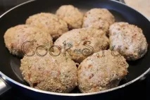 Котлети курячі з сиром - Покроковий рецепт з фото, Страви з курки курячі